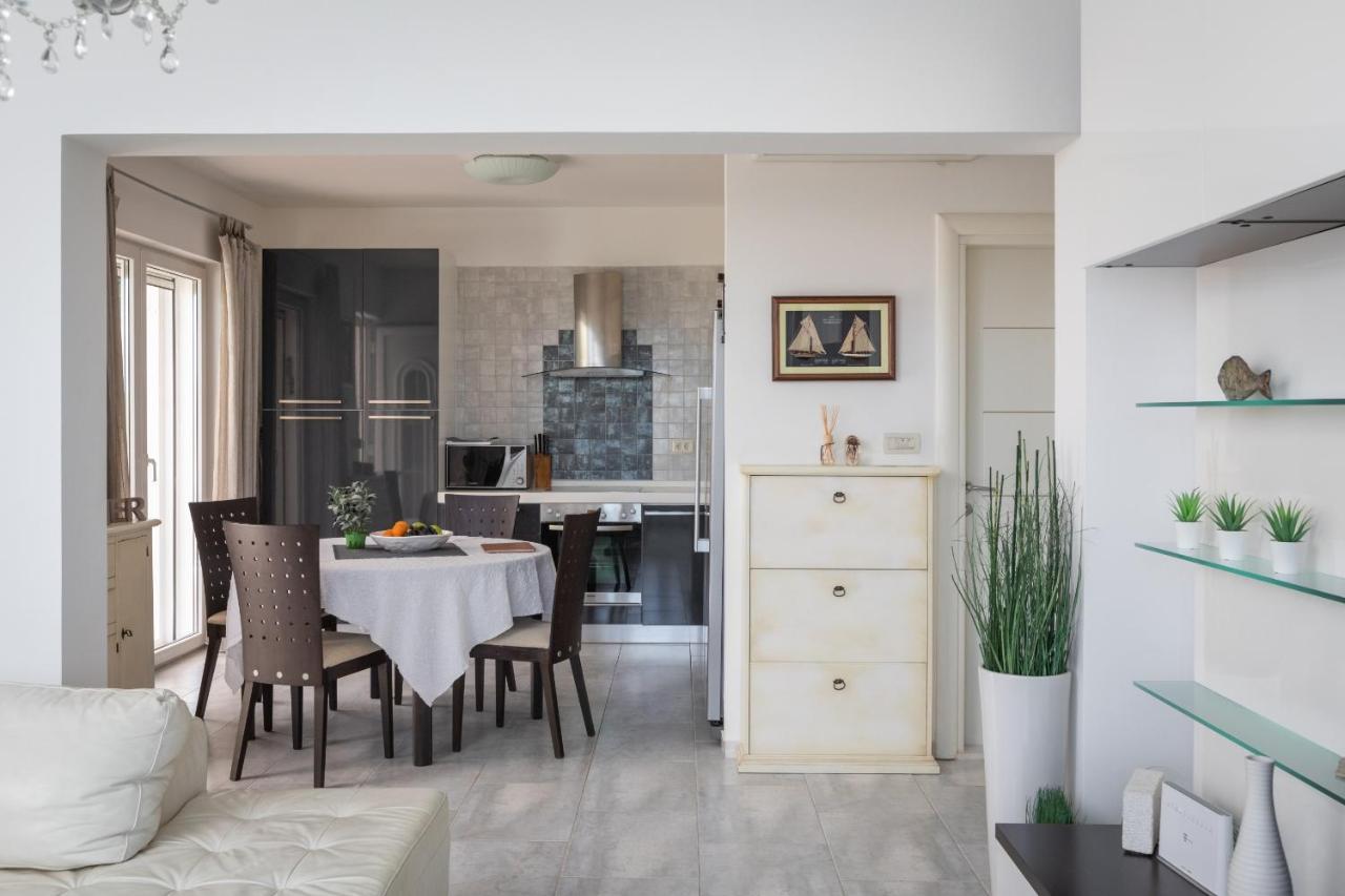 Villa Old Olive, 3Lovelyvillas Подгора Экстерьер фото